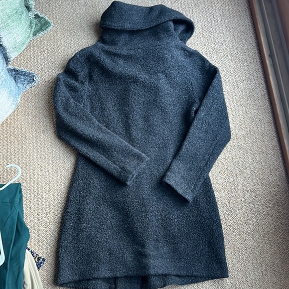 Smartwool Anchor Line Sherpa Asymmetrical Zip Up Merino Wool Coat - Picture 6 of 12